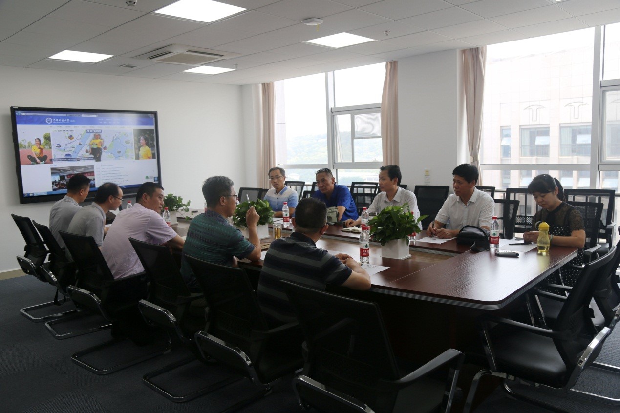 中国地质大学.jpg 中国地质大学.jpg